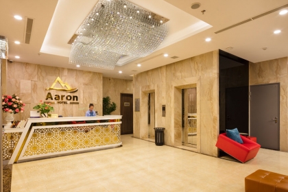Aaron Hotel (亞倫酒店)