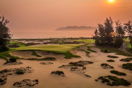 蘭古拉高爾夫球場 (Laguna LangCo Golf)